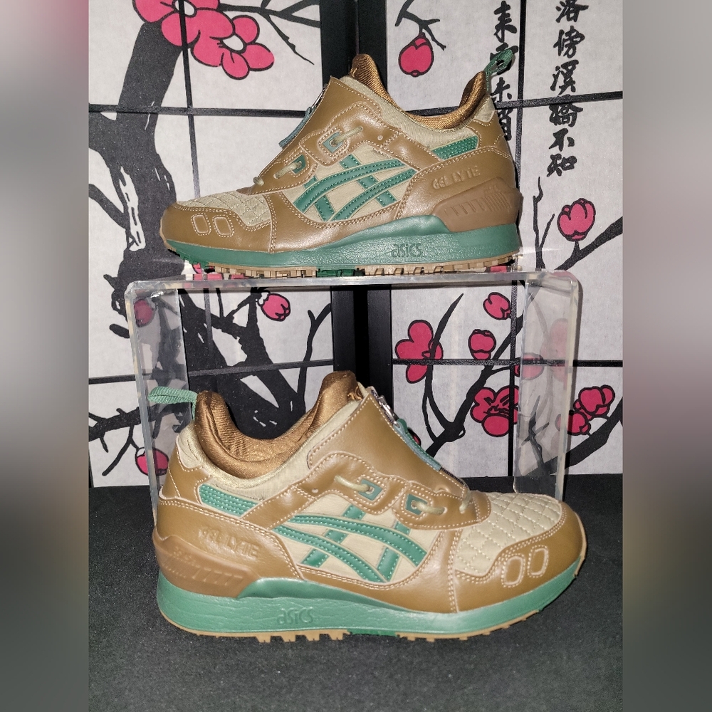 Asics Gel Lyte Mt Sneakers in Brown and Green